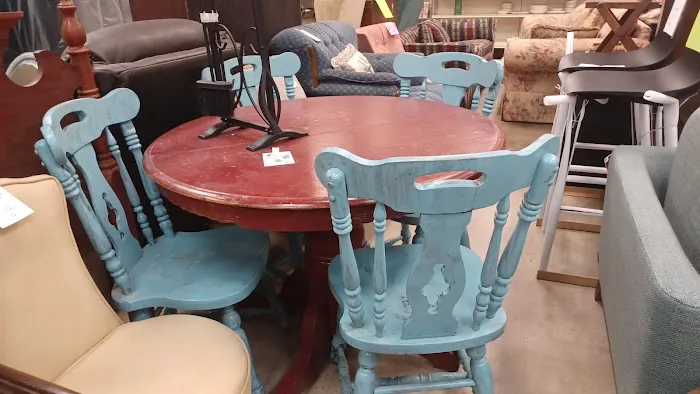 Atlanta Mission: Gainesville Thrift Store 5