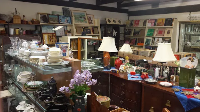 Restoration Project Nonprofit Resale Store & Vocational Program 5