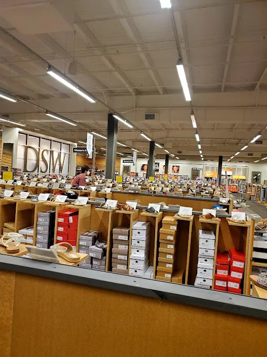 DSW Designer Shoe Warehouse 4