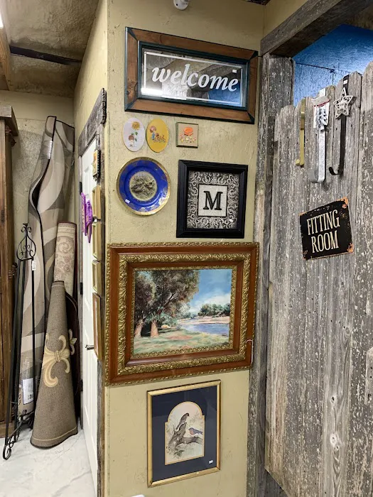 Hagglers Resale-tique 5