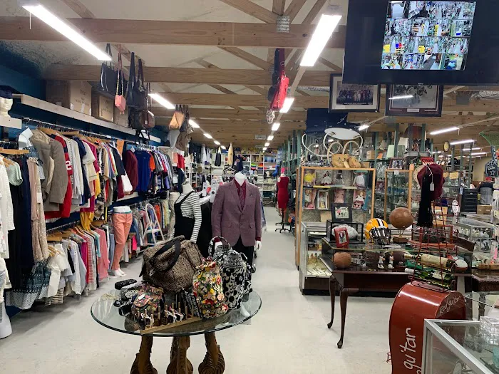 Hagglers Resale-tique 9