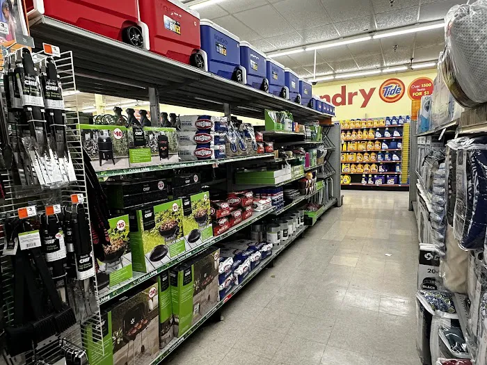 Family Dollar 8