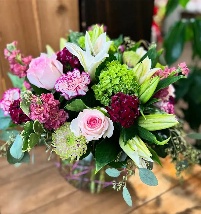 Aggieland Flowers and Chocolates 5