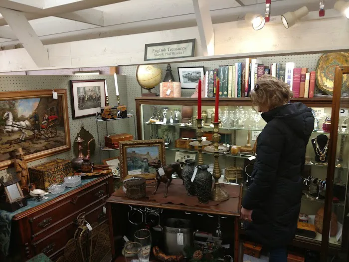 Hopkins Antique Mall 7
