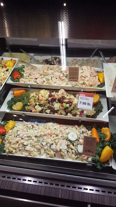 Hy-Vee Grocery Store 3