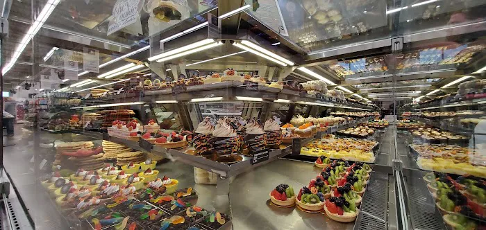 Hy-Vee Grocery Store 4