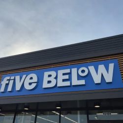 Five Below ico