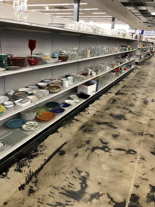 Goodwill Ocean Springs Retail Store and Career Connections 5