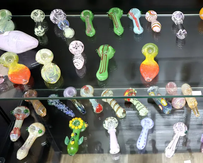 Up N Smoke - Vape Shop 8