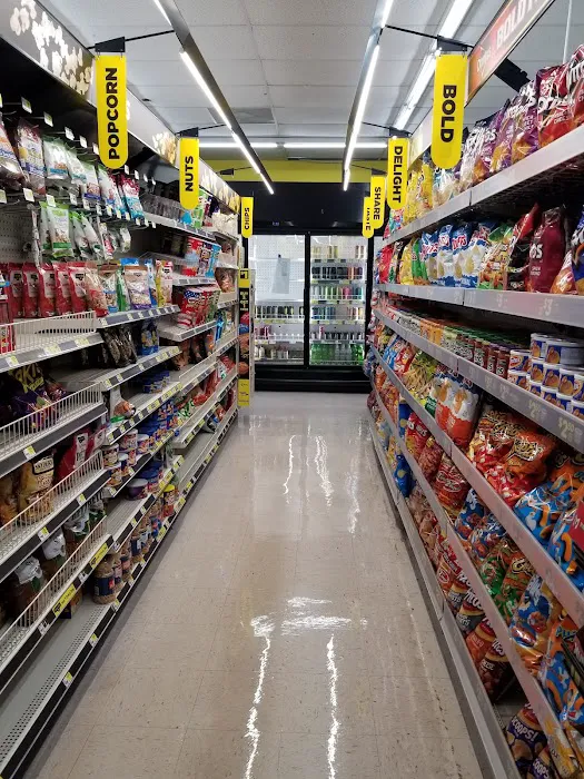 Dollar General 8