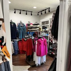 Black Door Boutique ico