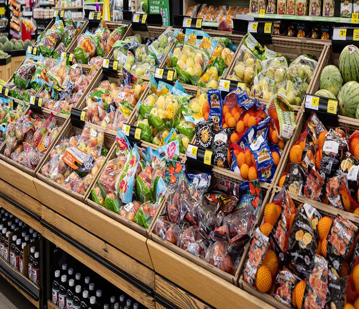 DG Market 4