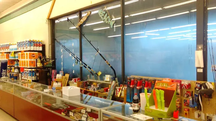 Wayne Lee's Grocery & Market 7