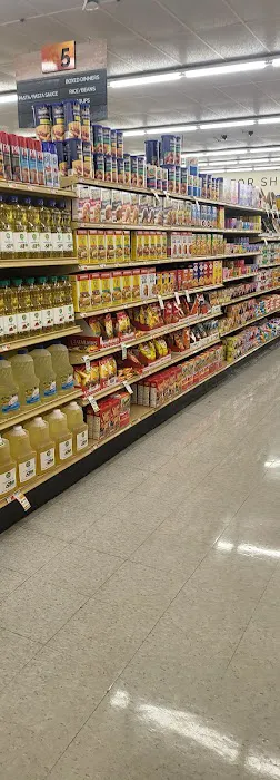 Wayne Lee's Grocery & Market 6