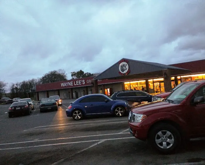 Wayne Lee's Grocery & Market 8
