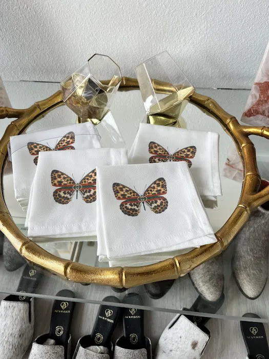 Stella Gray Luxury Boutique 0