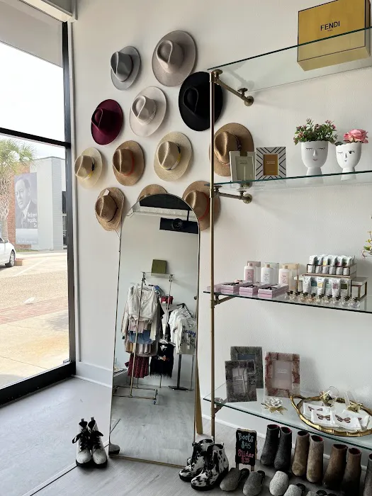 Stella Gray Luxury Boutique 2