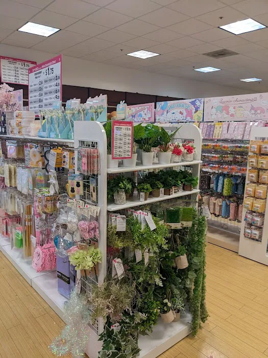 Daiso - Japanese Household Goods 8