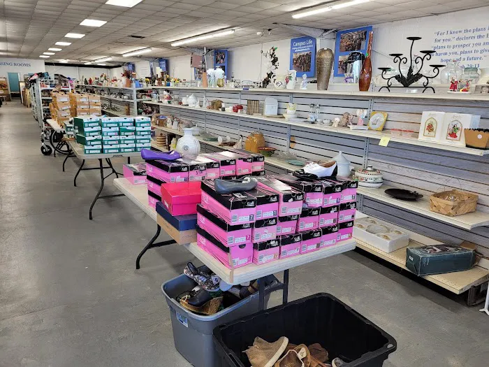 Thrift Mart 6