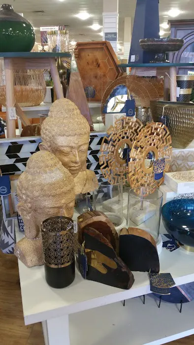 T.J. Maxx & HomeGoods 8