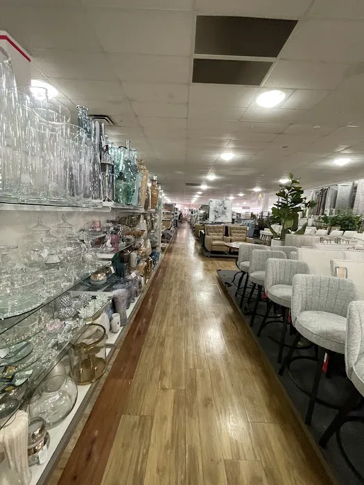 T.J. Maxx & HomeGoods 5