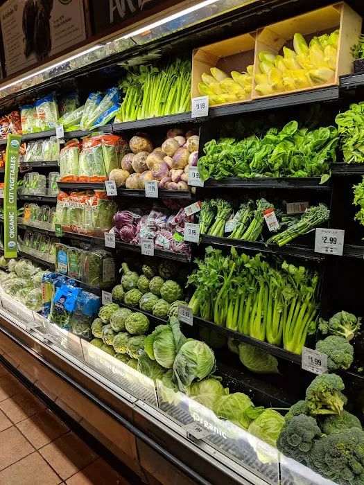 The Fresh Market 4