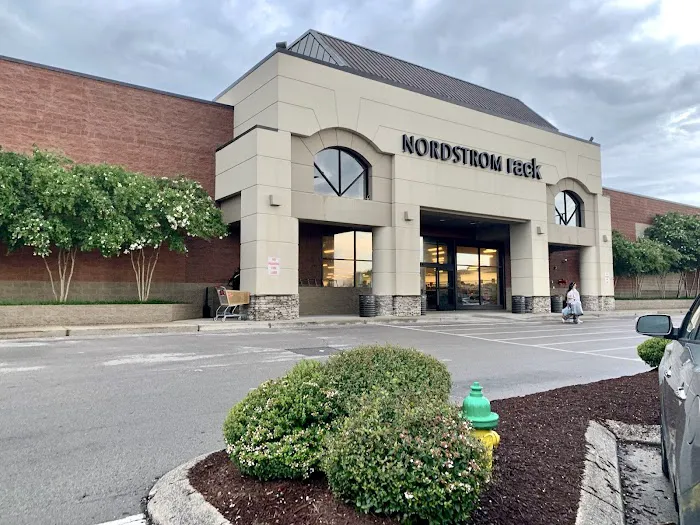 Nordstrom Rack 0