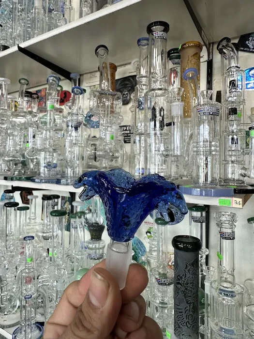 Pipeline Smokeshop 9
