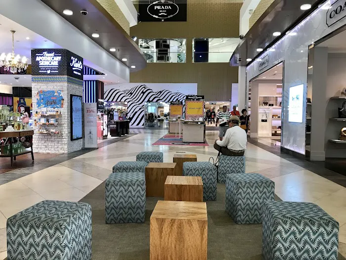 DFS Waikiki 6