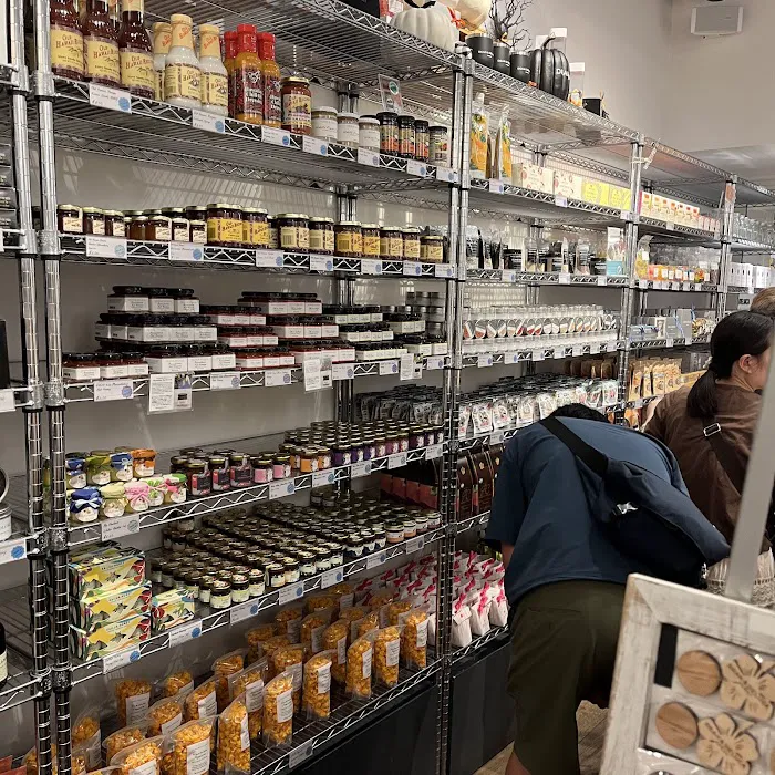 DEAN & DELUCA HAWAII - ROYAL HAWAIIAN CENTER STORE 2