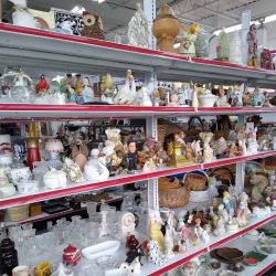 Red Racks DAV Thrift Store ico