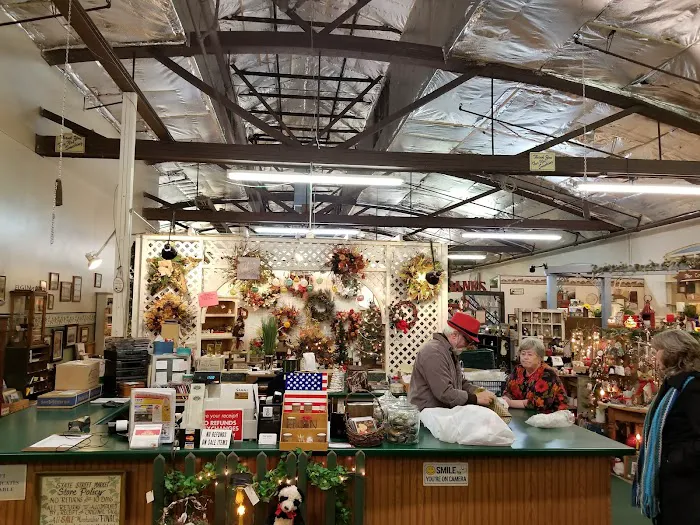 State Street Market Shops 8