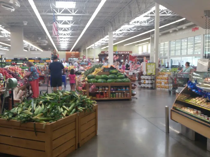 Hy-Vee Grocery Store 6