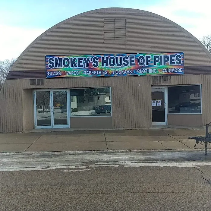 Smokey's House of Pipes Bismarck 2