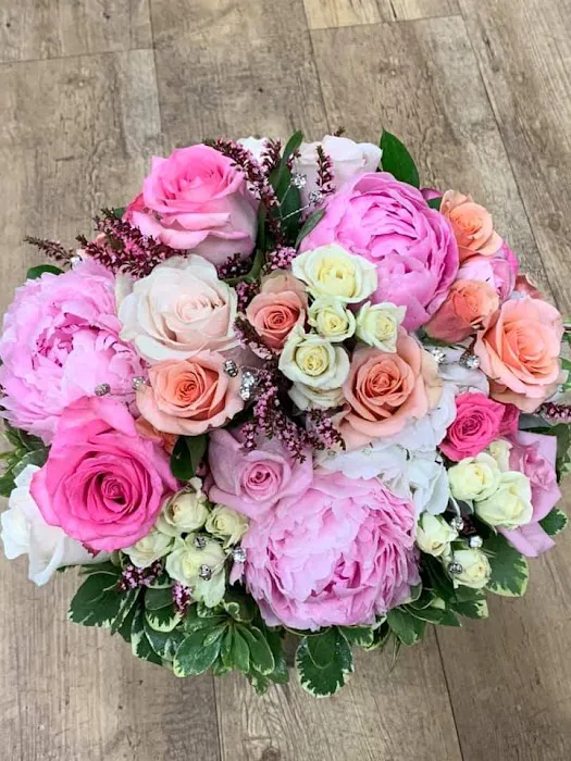 Ken's Flower Shop 0