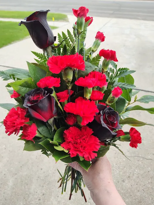 Ken's Flower Shop 6