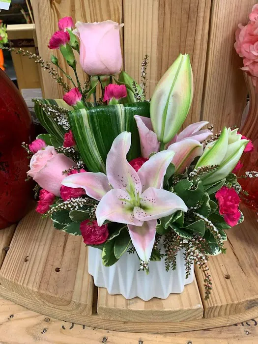 Ken's Flower Shop 8