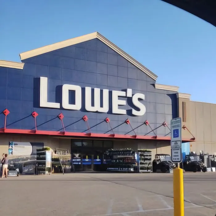 Lowe's Garden Center 0