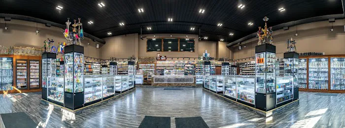 Moe's Smoke Shop 0