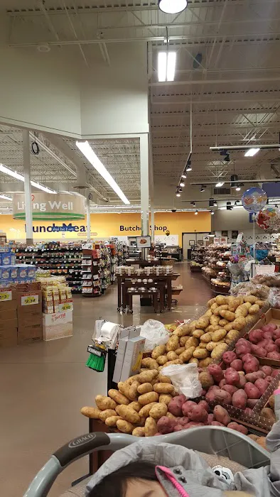 Family Fare Supermarket 0