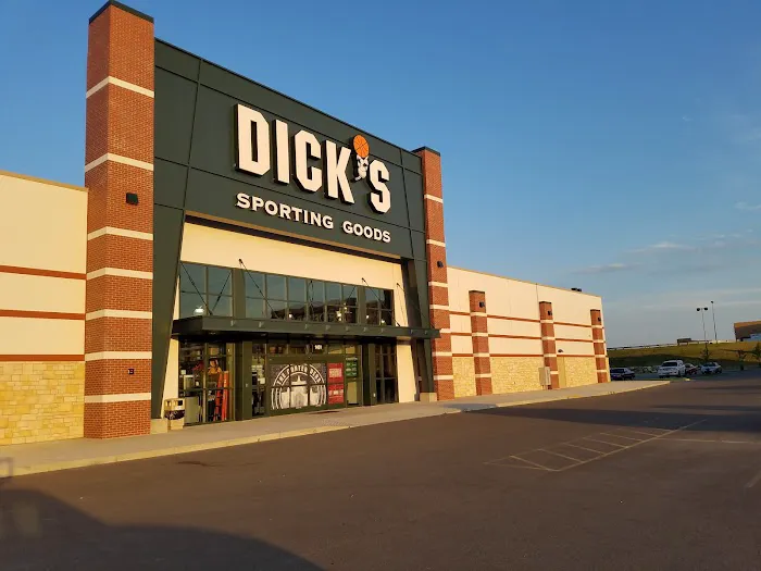 DICK'S Sporting Goods 5