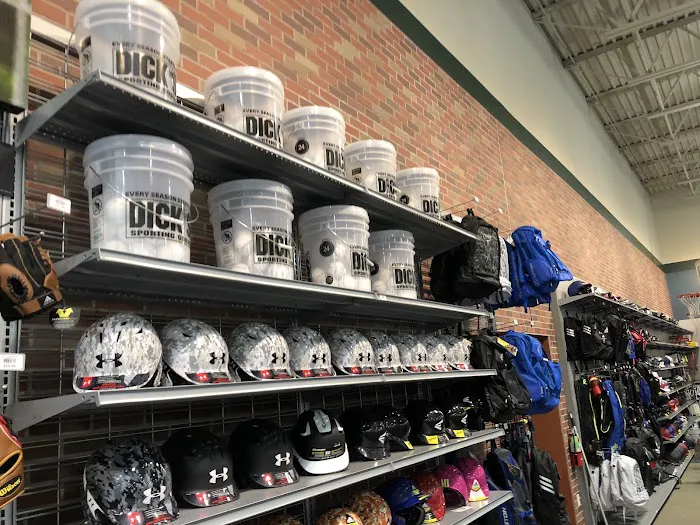 DICK'S Sporting Goods 2