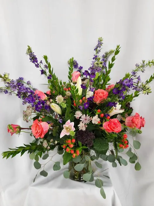 Bonita Blooms Flower Shop 4