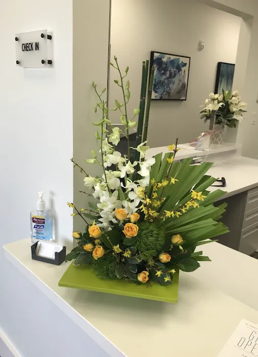 Bonita Blooms Flower Shop 2