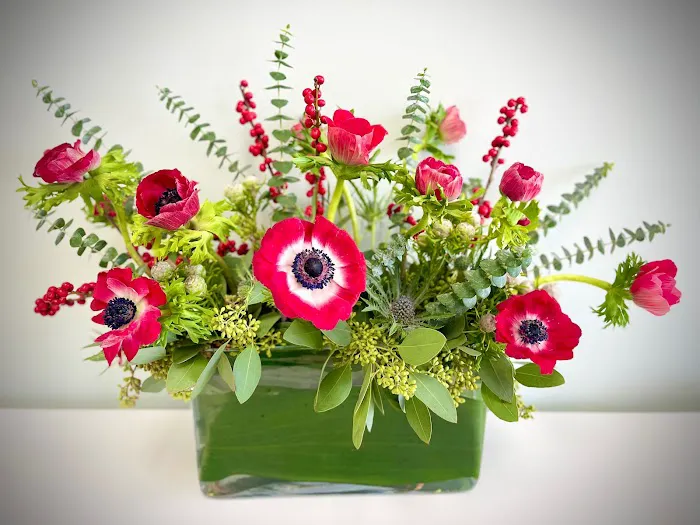 Bonita Blooms Flower Shop 9