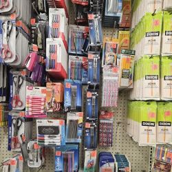 Ollie's Bargain Outlet ico