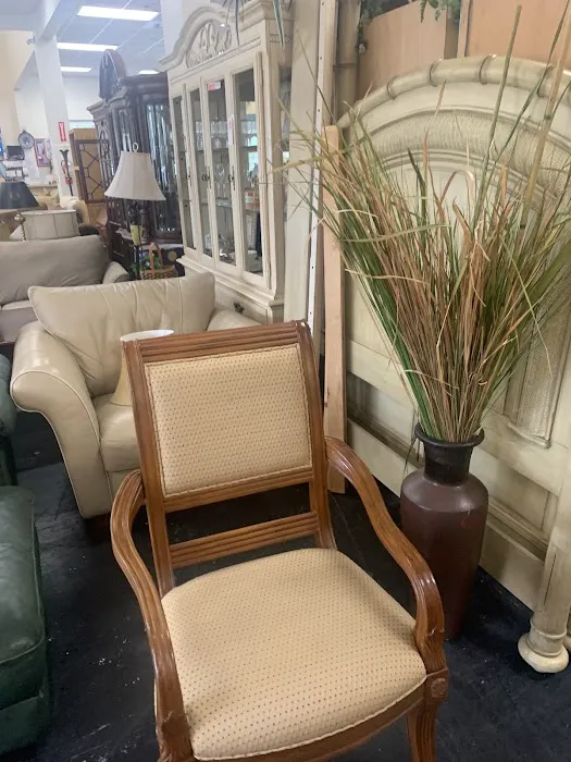 St. Vincent De Paul Thrift Shop 0