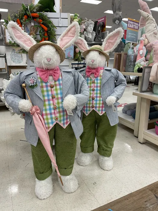 Marshalls & HomeGoods 4