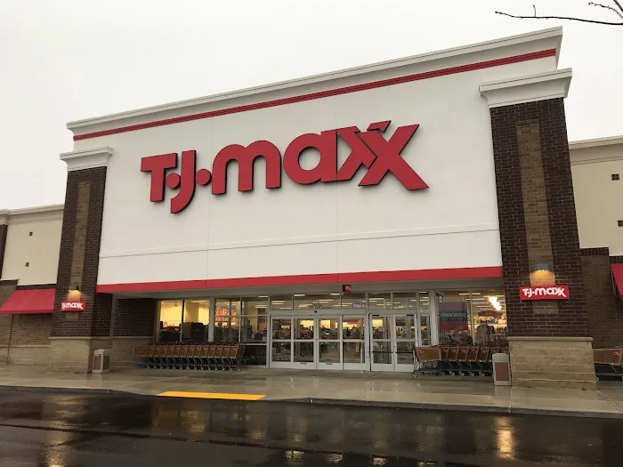 T.J. Maxx & HomeGoods 4
