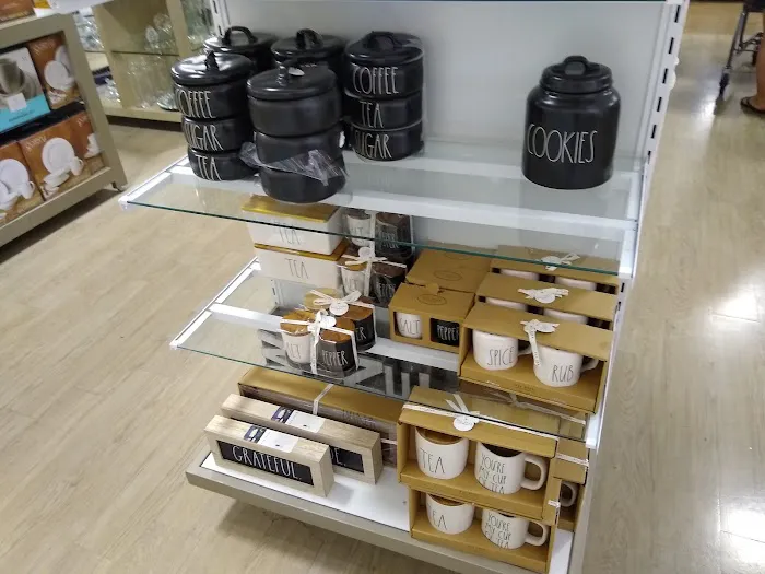 T.J. Maxx & HomeGoods 2